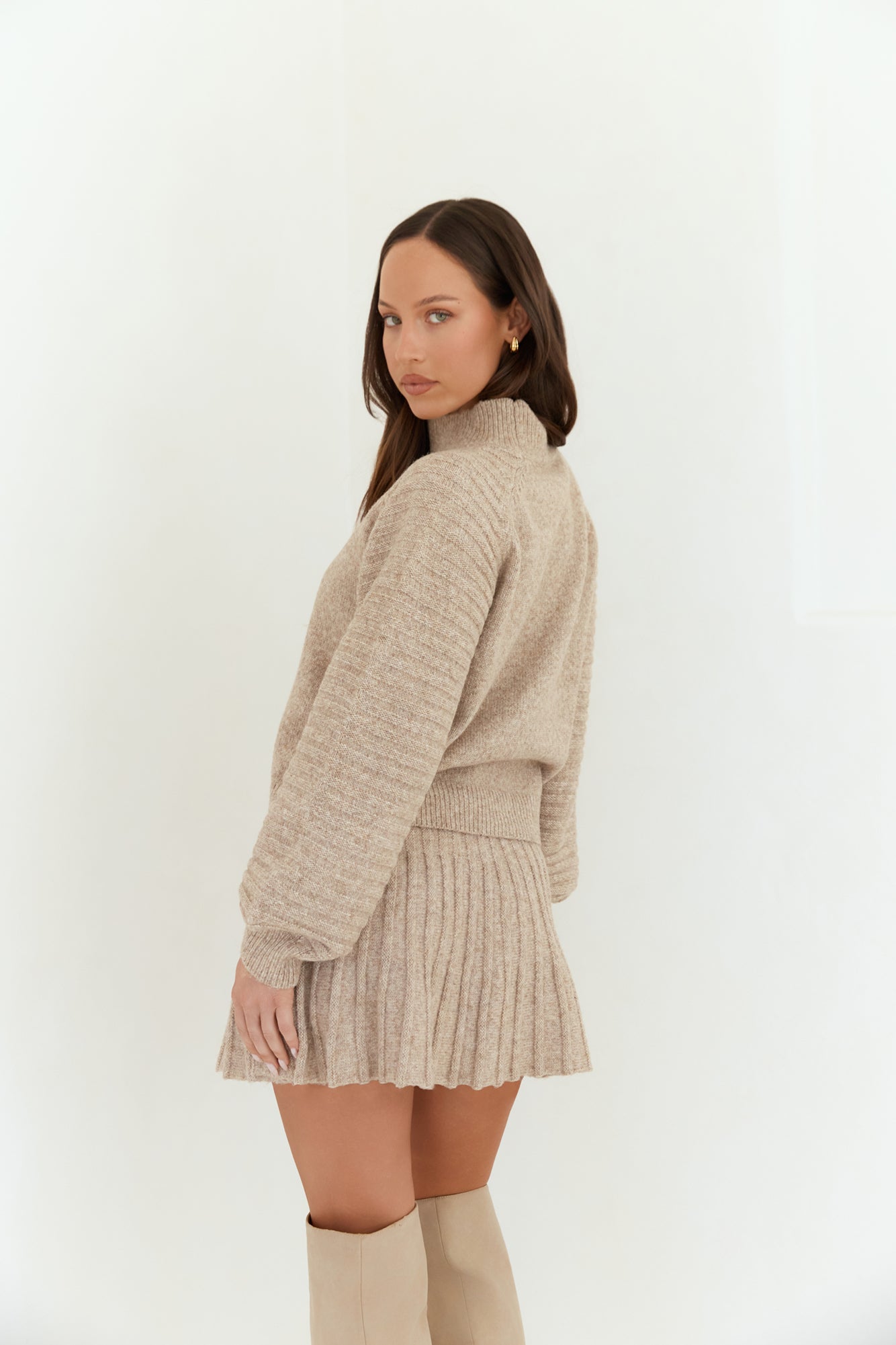 Seasonal Style Knit Sweater Camel