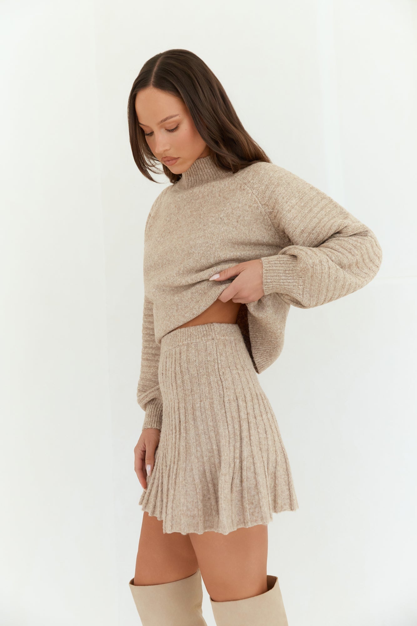 Seasonal Style Knit Sweater Camel