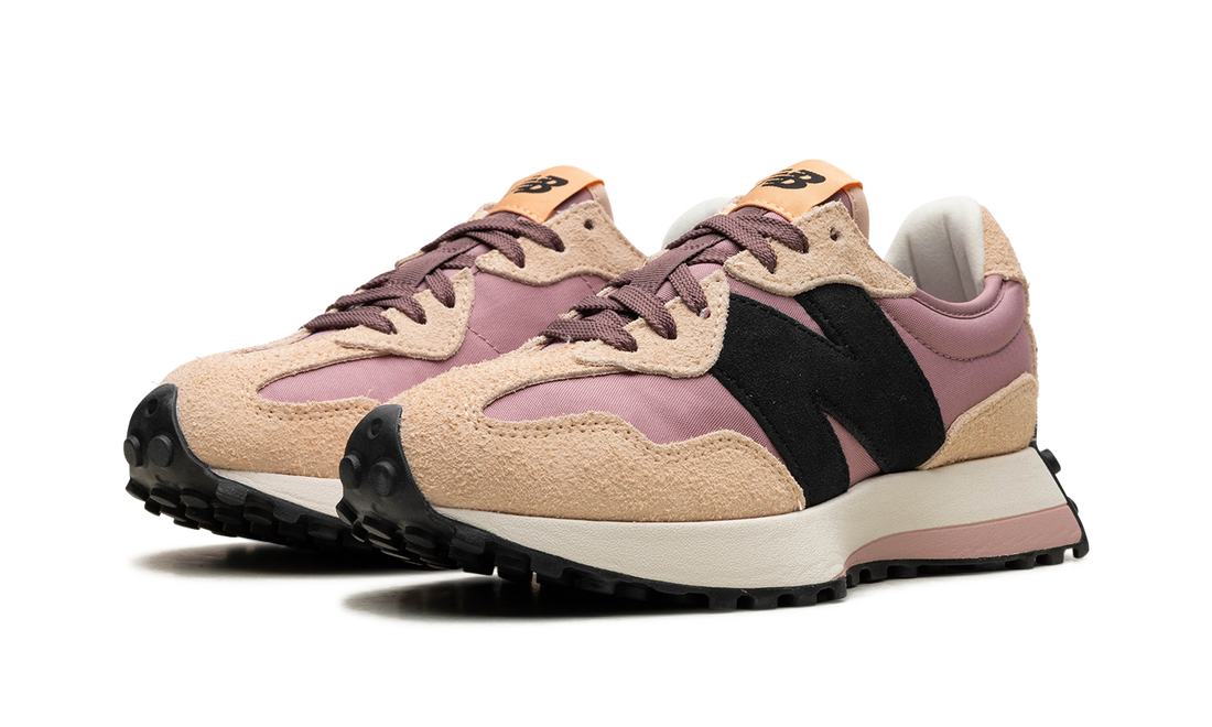 327 WMNS White / Black / Pink WS327WE