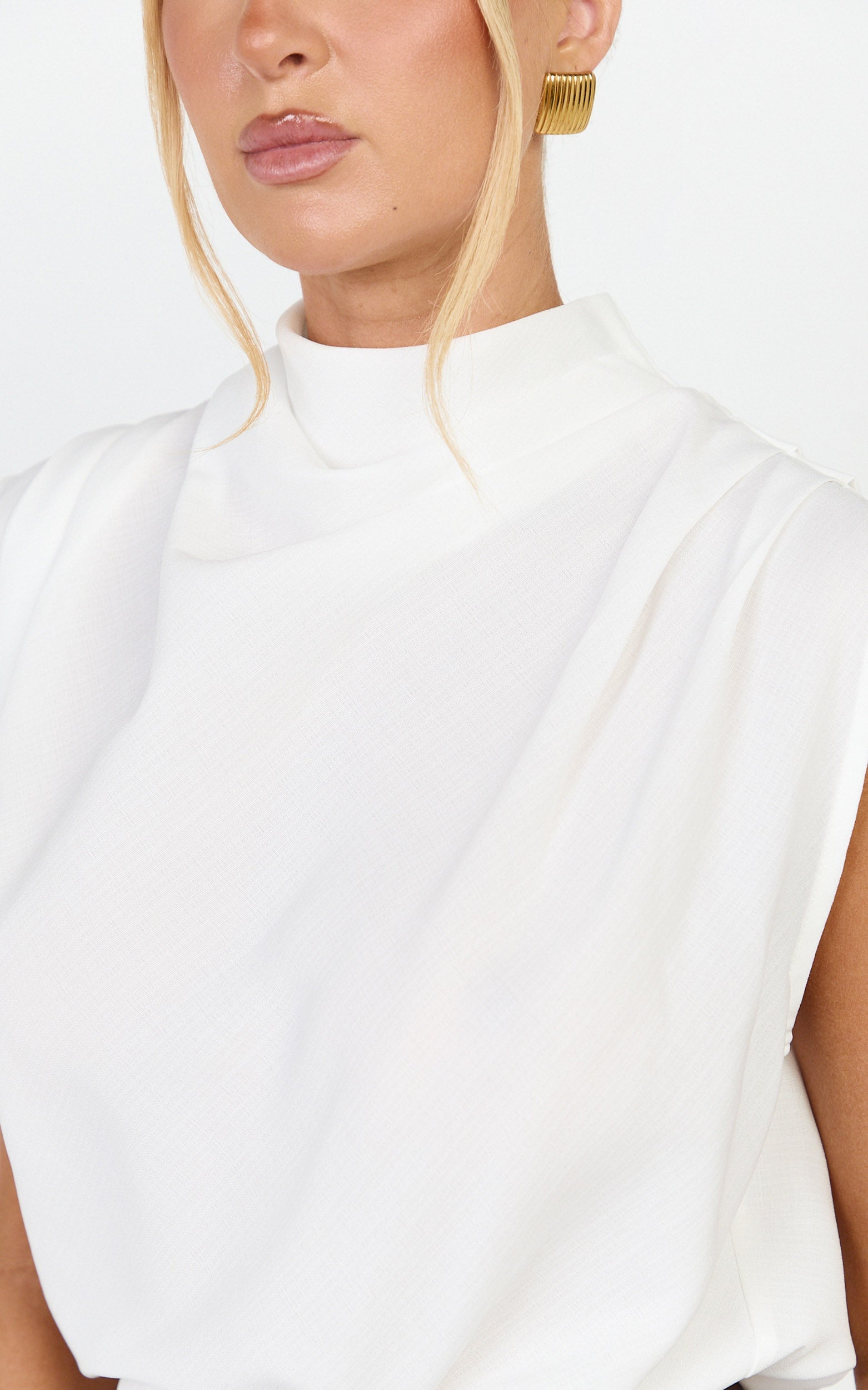 Arianae Top - High Neck Top in White