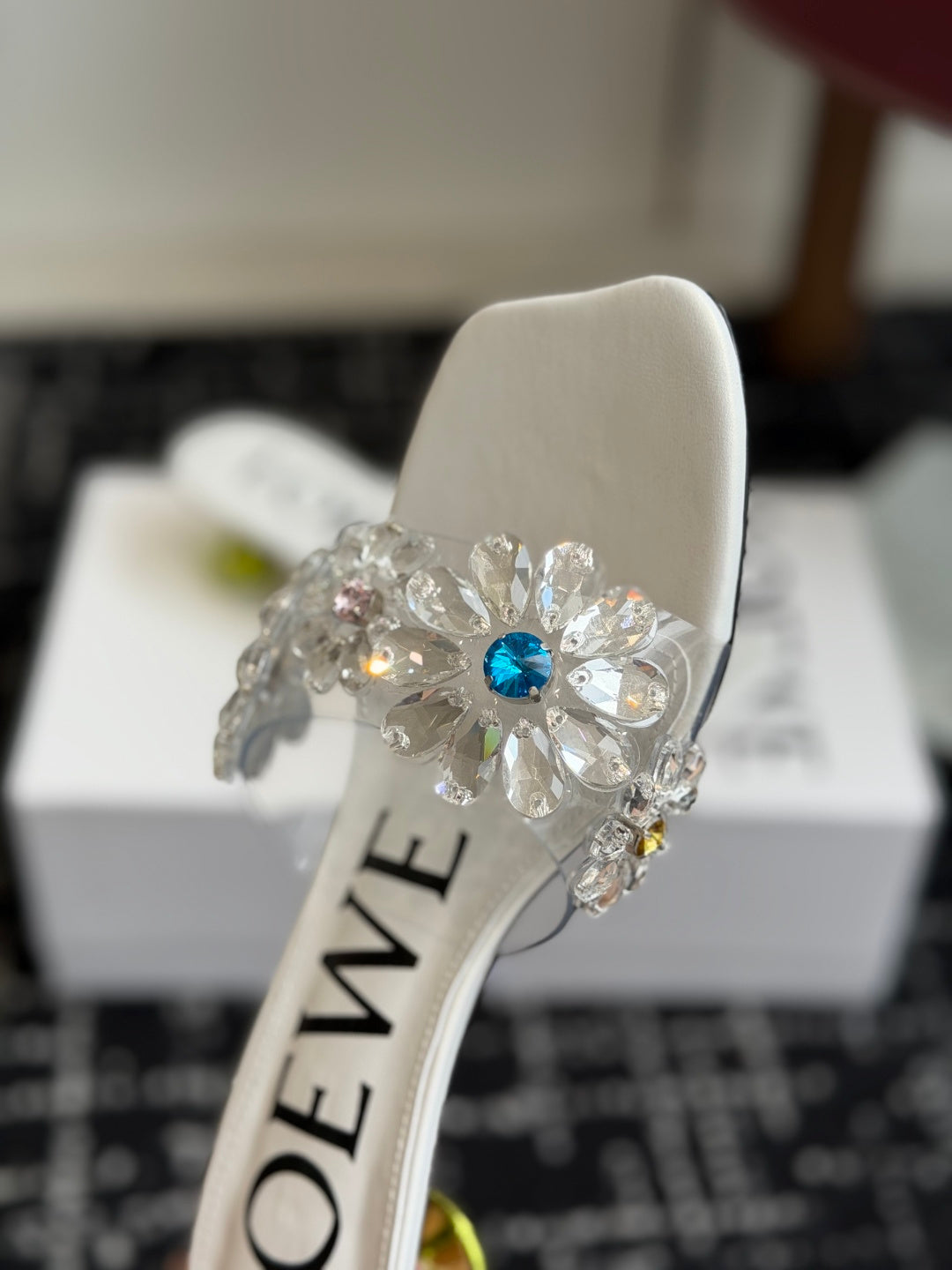 Loew Exquisite Rhinestone High-Heeled 50mm Sandals White in Leather 803525