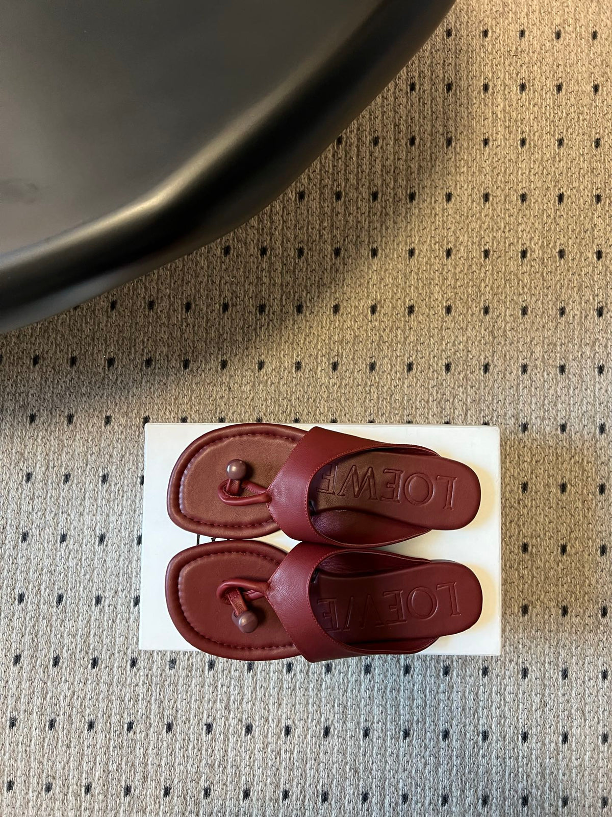 Loew 26 Flip-Flops Burgundy in Cowhide 803537