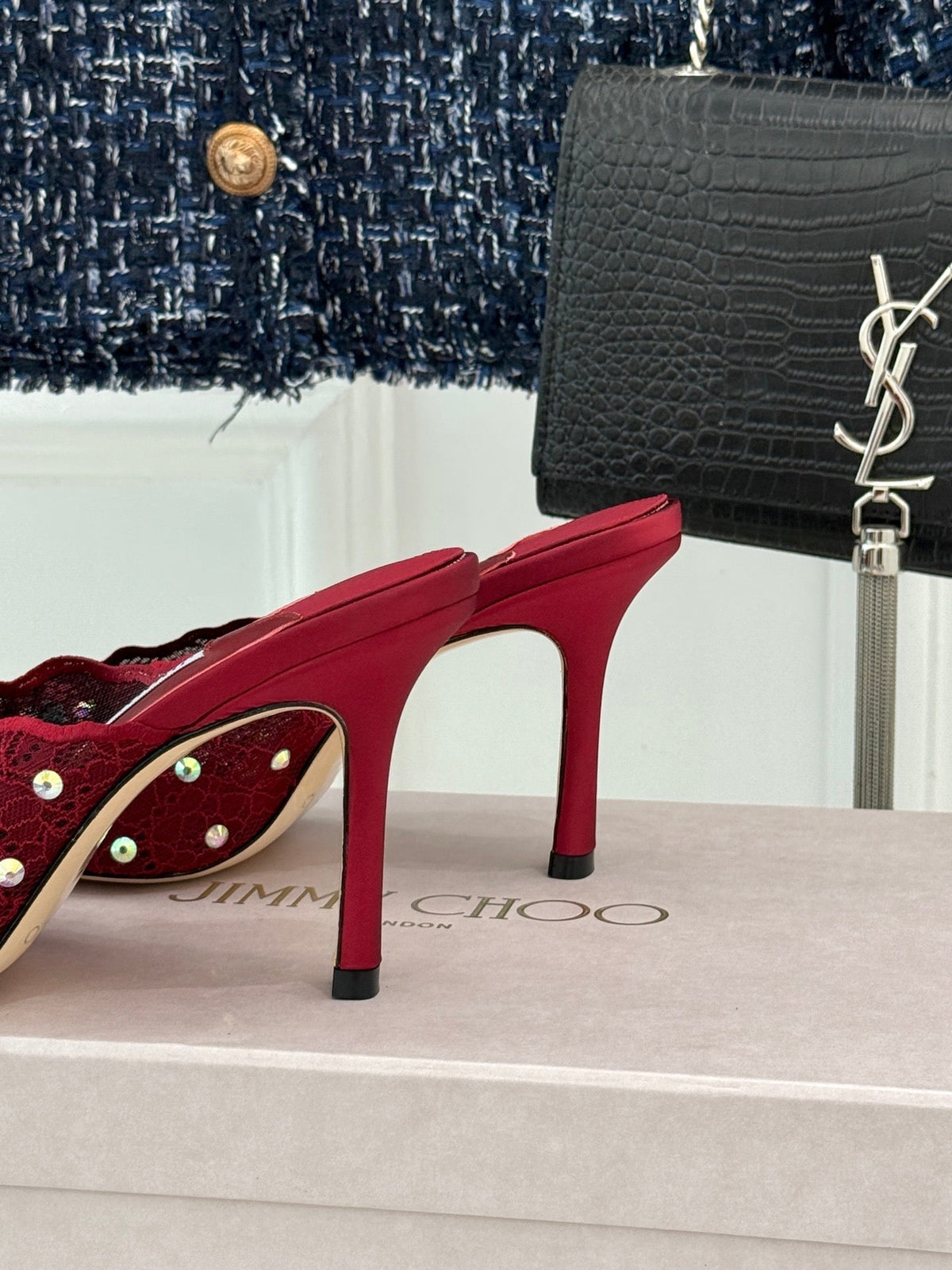 Jimmy Rhinestone Toe High-Heeled 10 Sandals Red in Lace Metallic 803385