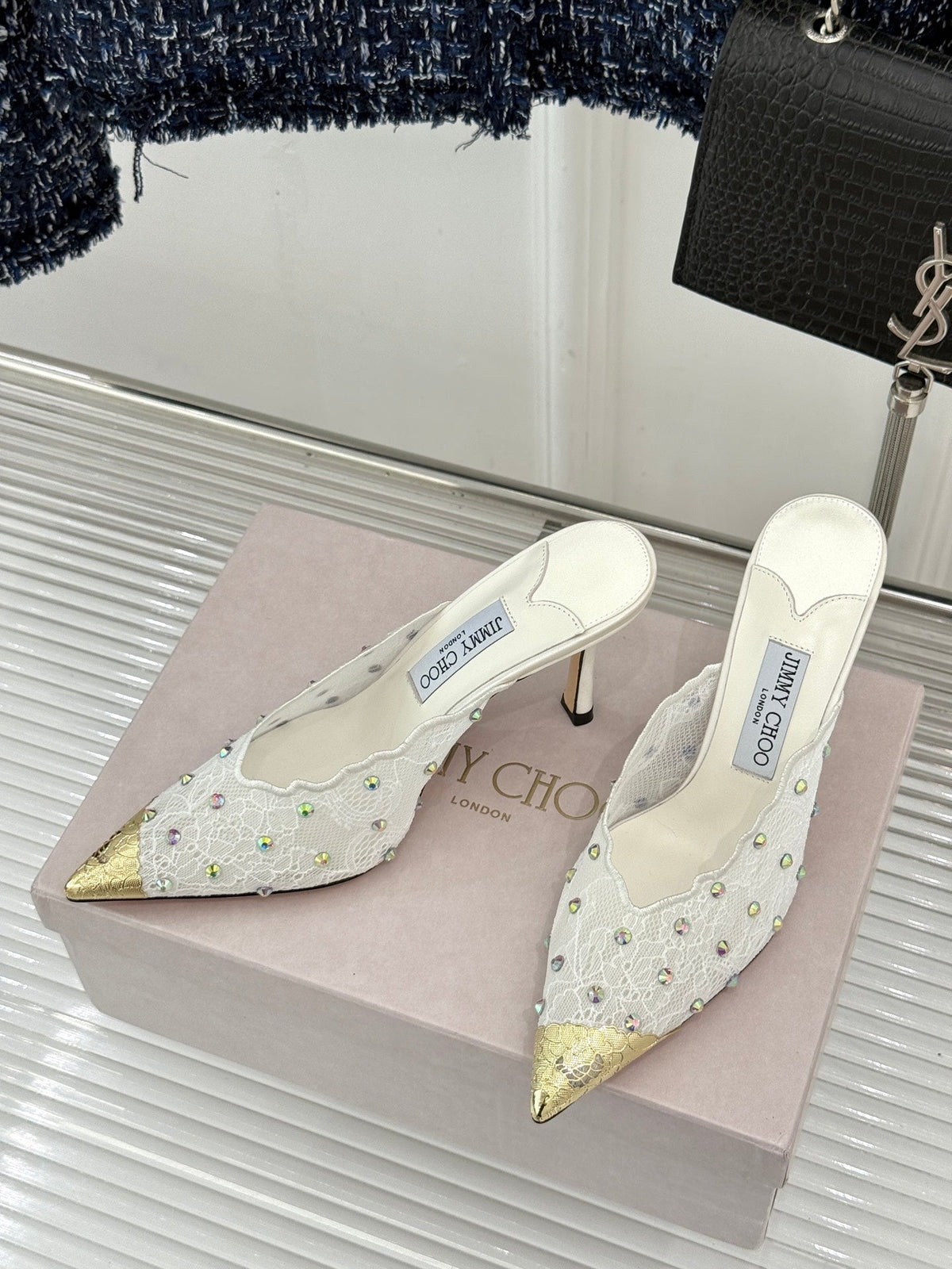 Jimmy Rhinestone Toe High-Heeled 10 Sandals White in Lace Metallic 803387
