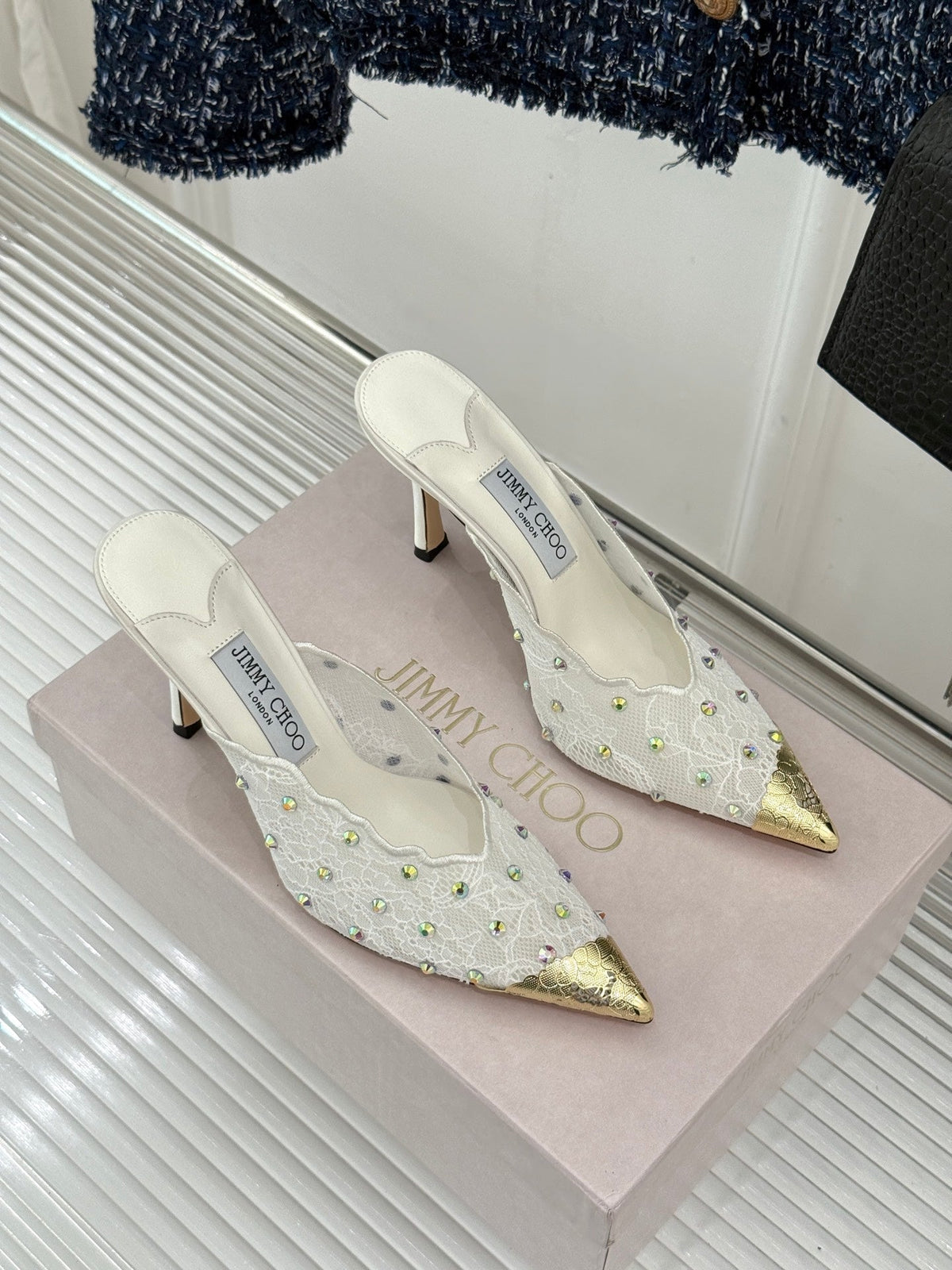 Jimmy Rhinestone Toe High-Heeled 10 Sandals White in Lace Metallic 803387