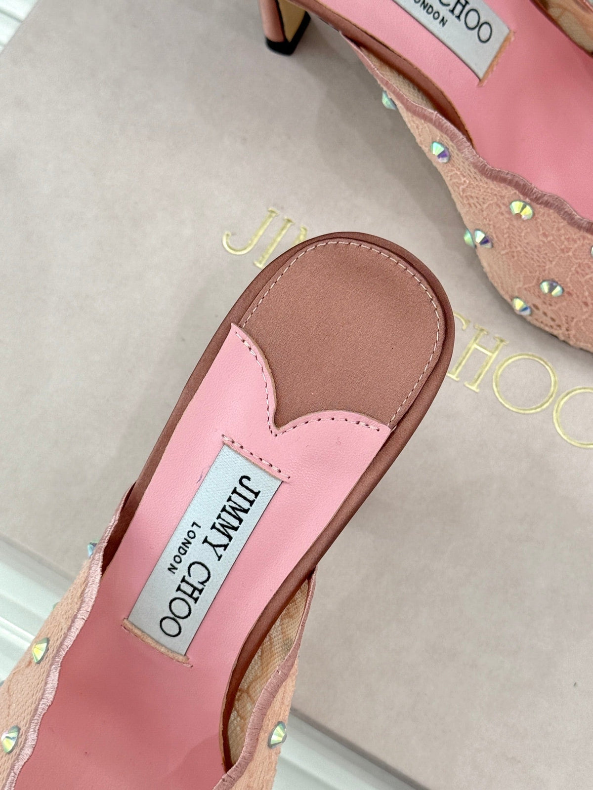 Jimmy Rhinestone Toe High-Heeled 10 Sandals Pink in Lace Metallic 803390