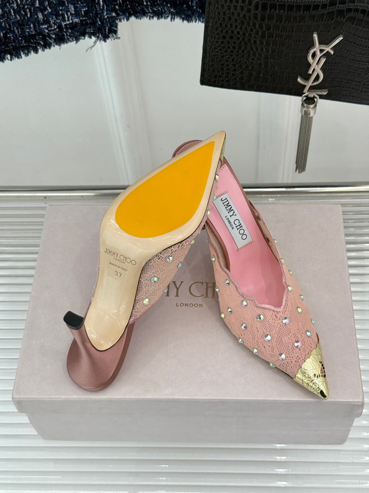 Jimmy Rhinestone Toe High-Heeled 10 Sandals Pink in Lace Metallic 803390