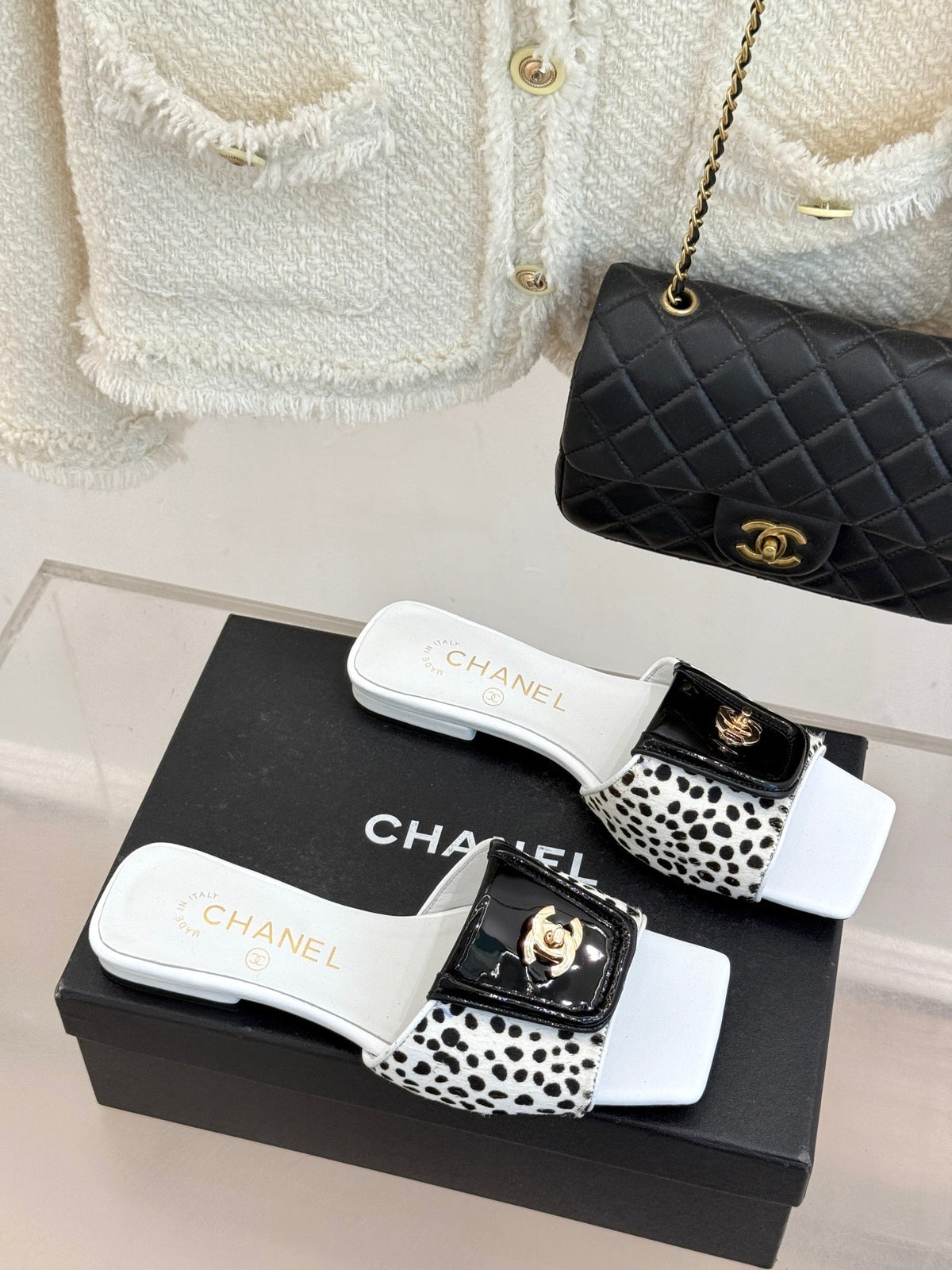 CC 26 Buckle Square Toe Slippers White in Horse hair 803183