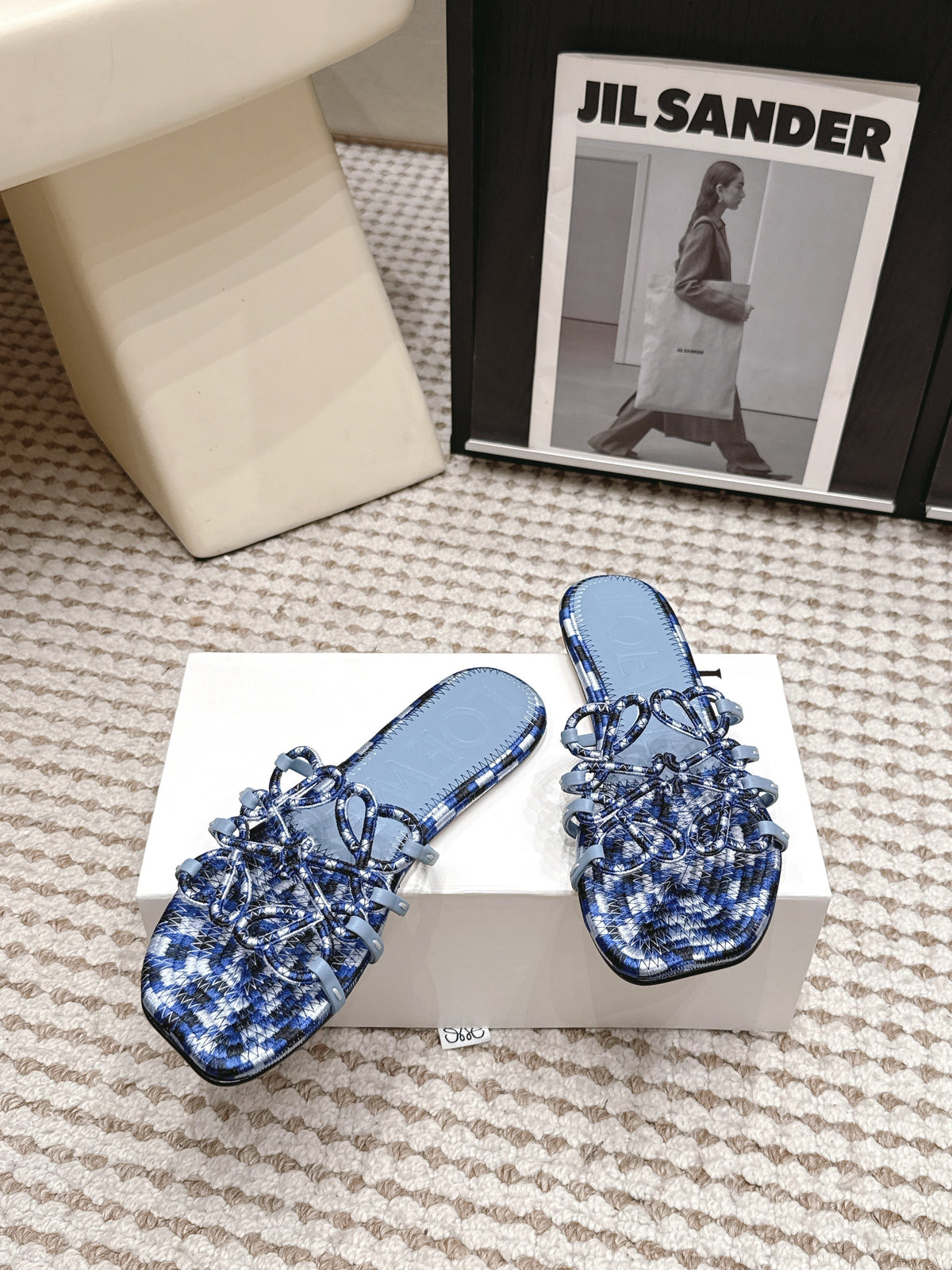 Loe 26 Openwork Woven Sandals Blue in Leather 813533