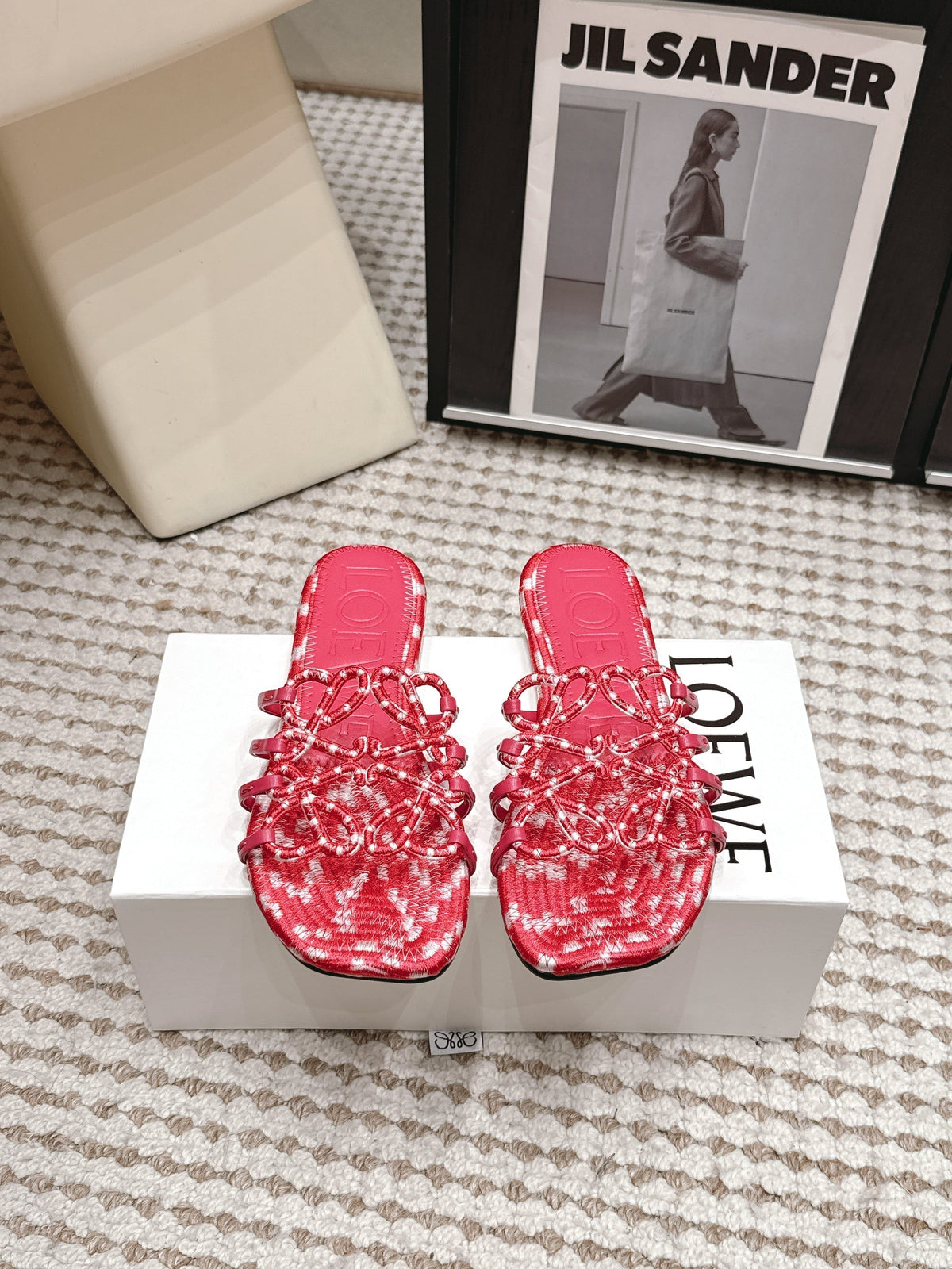 Loe 26 Openwork Woven Sandals Pink in Leather 813534