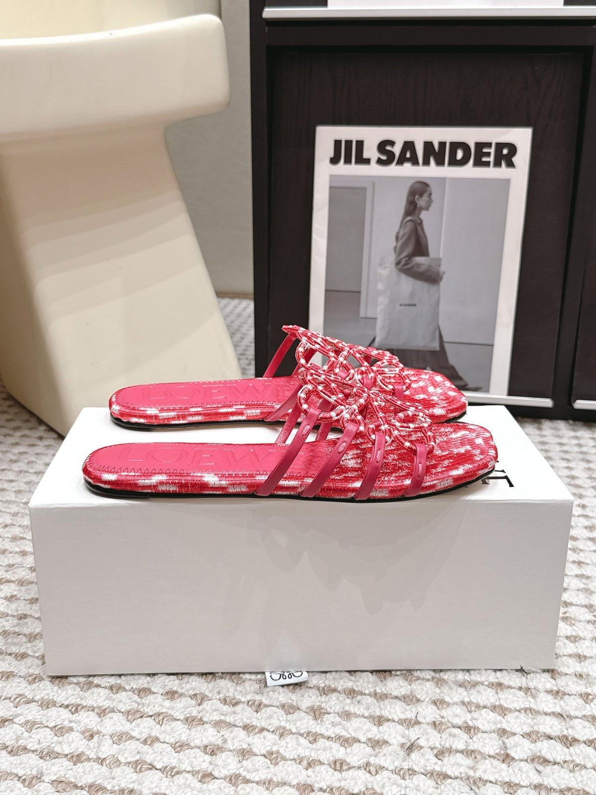 Loe 26 Openwork Woven Sandals Pink in Leather 813534