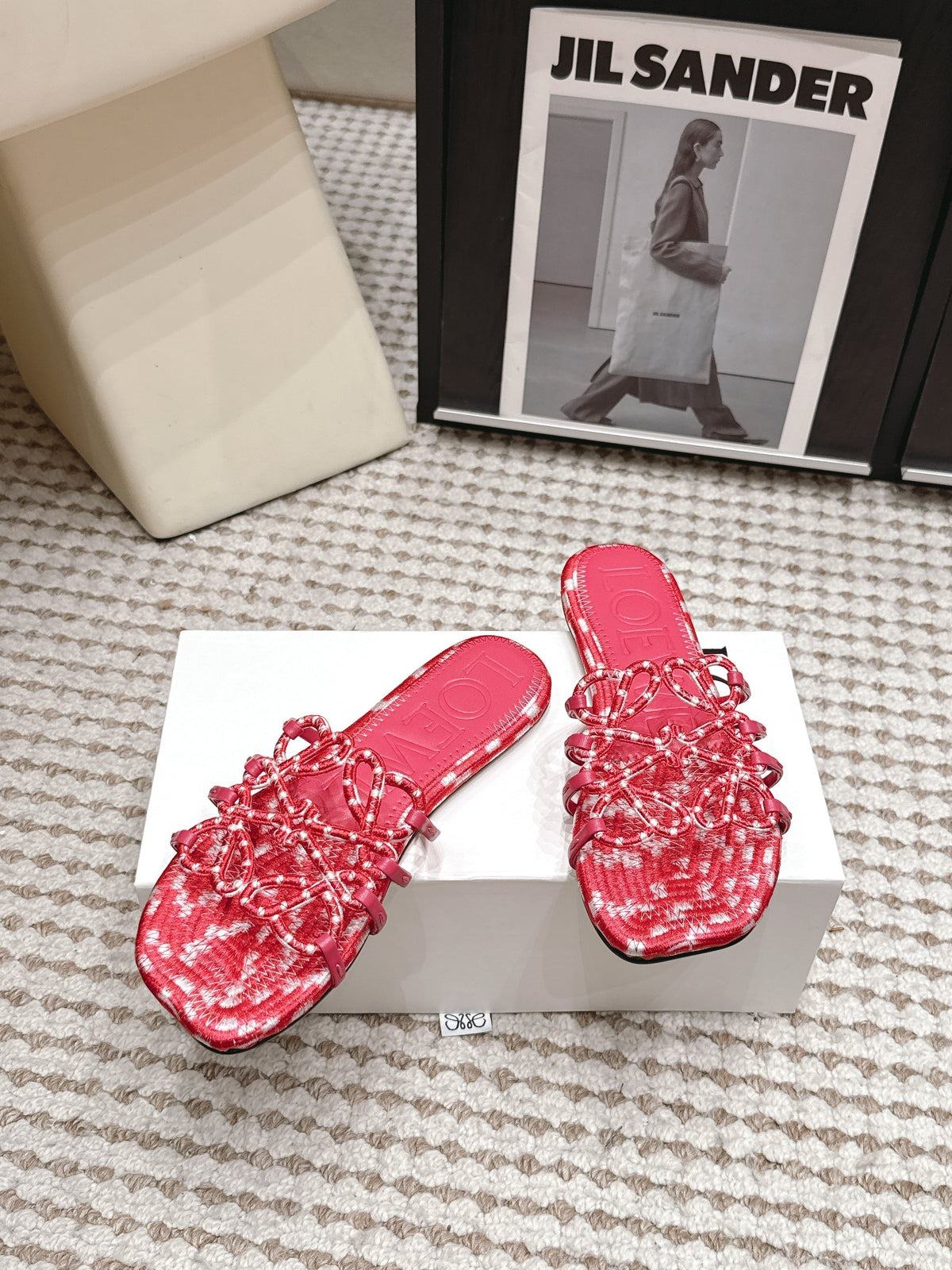 Loe 26 Openwork Woven Sandals Pink in Leather 813534