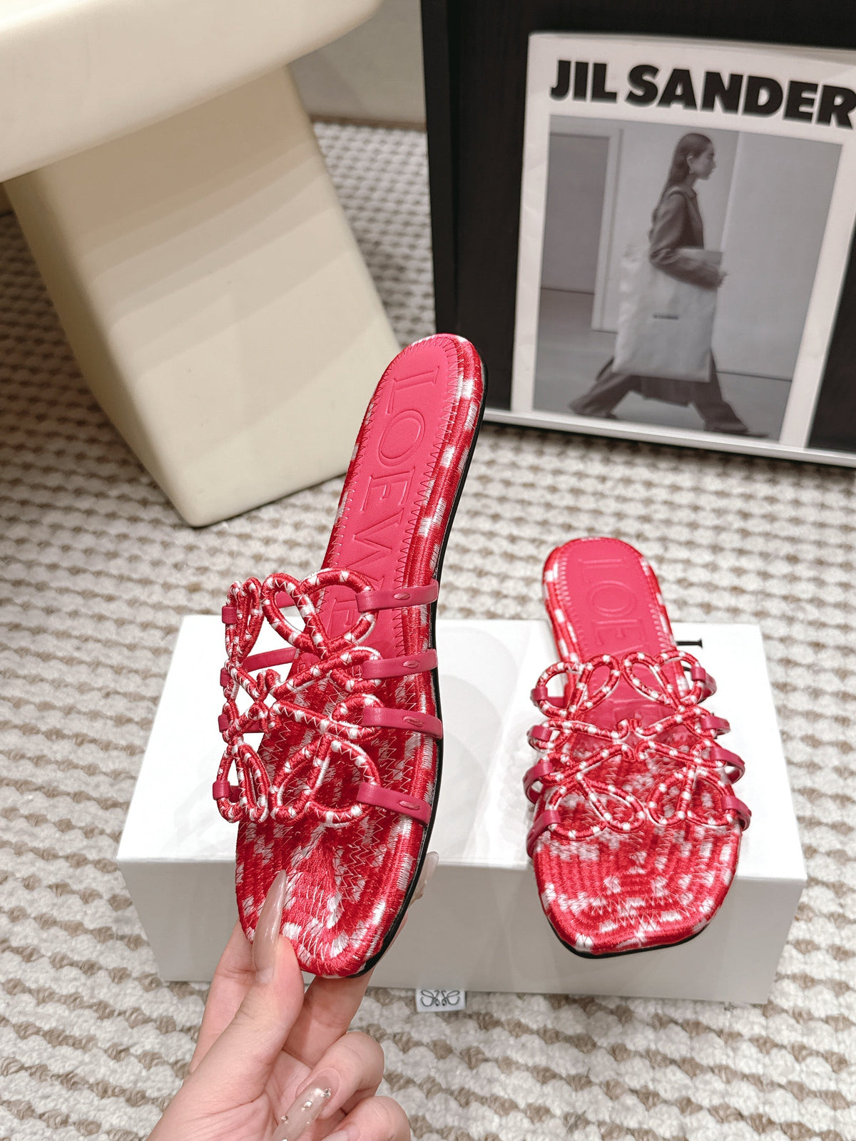 Loe 26 Openwork Woven Sandals Pink in Leather 813534