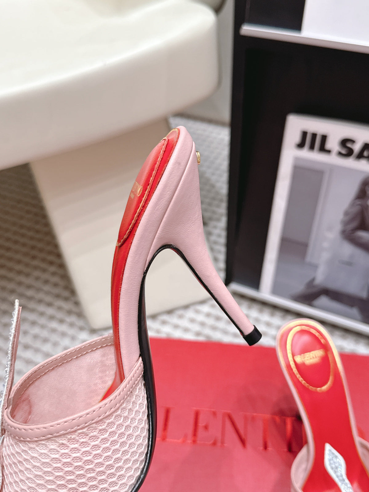 Valentino 26 Pointed Toe Rhinestone Buckle Sandals 10cm Light Pink in Mesh 813050