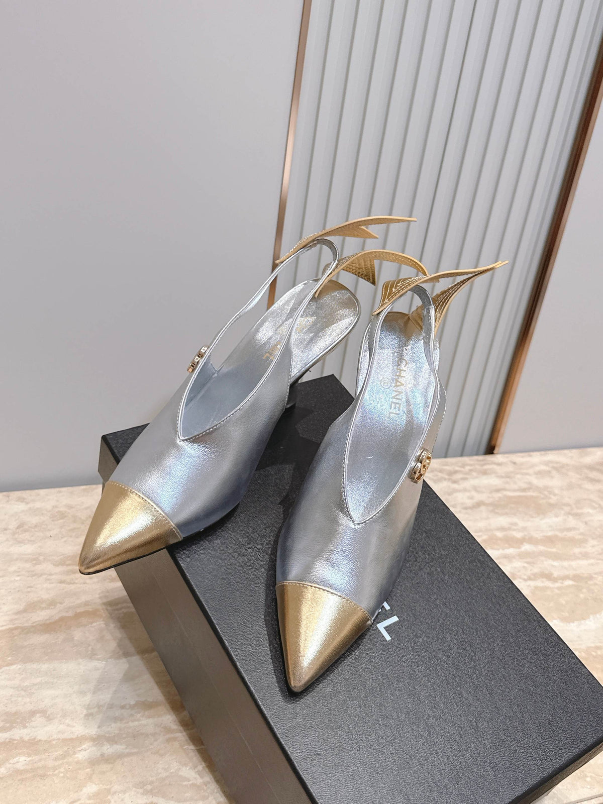 CC Métiers d'art 2026 Slingbacks 9.5cm Silver Metallic Lambskin 898982