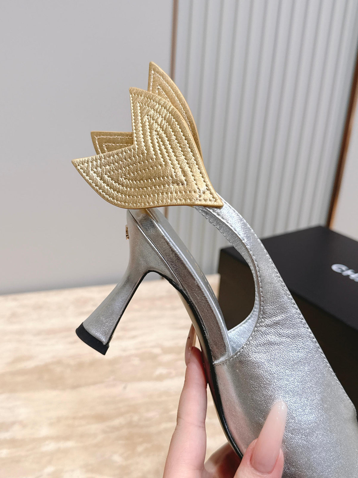 CC Métiers d'art 2026 Slingbacks 9.5cm Silver Metallic Lambskin 898982