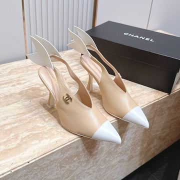 CC Métiers d'art 2026 Slingbacks 9.5cm Beige Lambskin 898980
