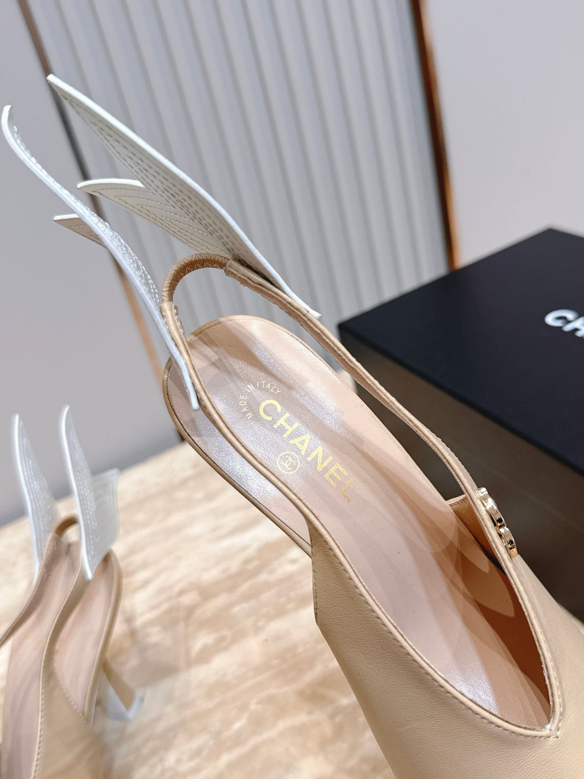 CC Métiers d'art 2026 Slingbacks 9.5cm Beige Lambskin 898980