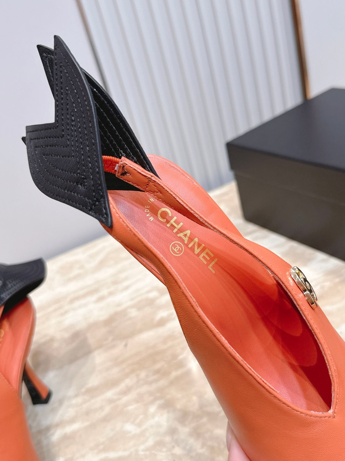 CC Métiers d'art 2026 Slingbacks 9.5cm Coral Orange Lambskin 898978
