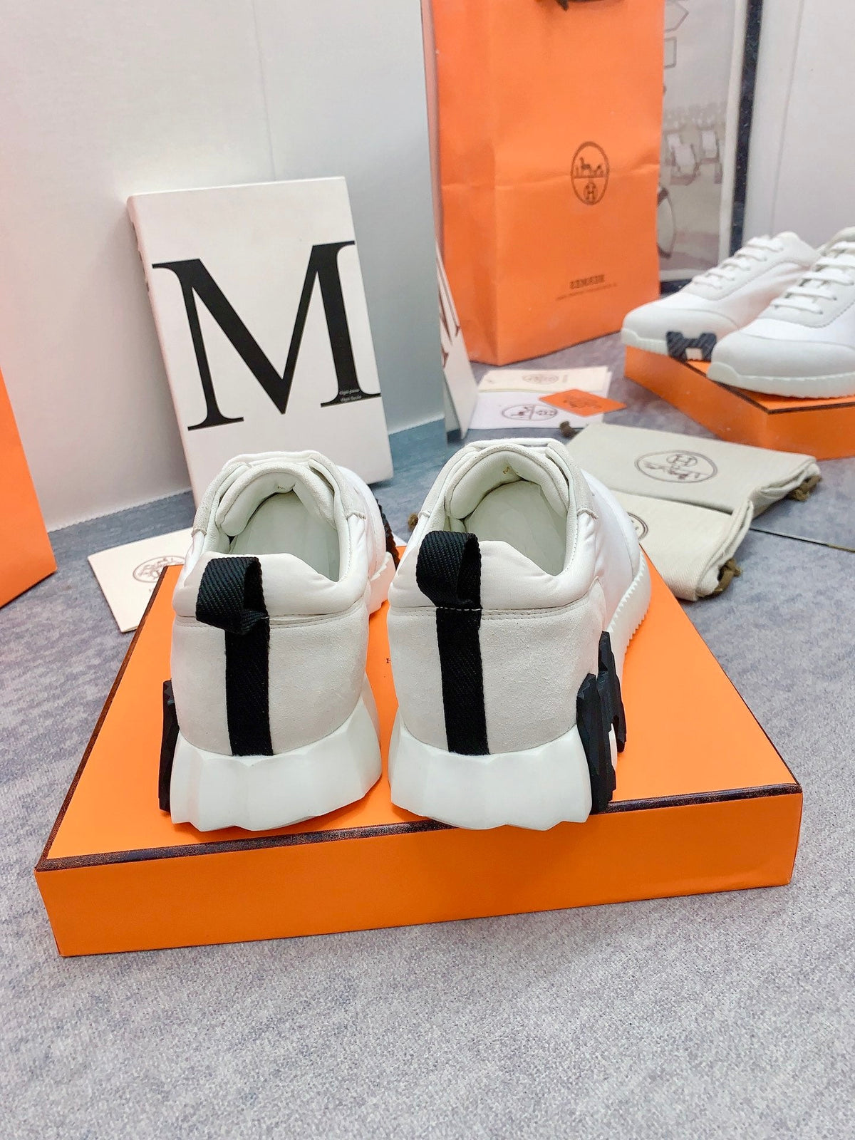HM Bouncing Sneaker In White Lambskin 106431