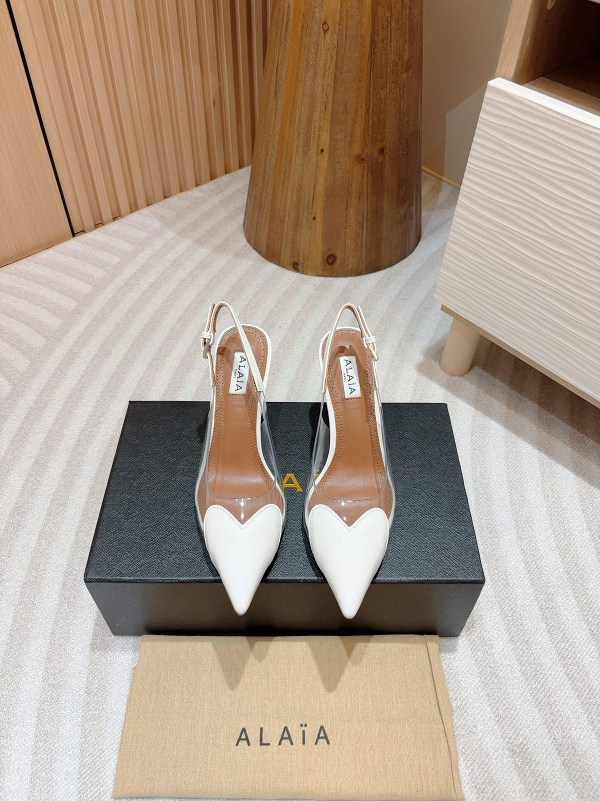 alaia slingbacks 95 optic white heart lambskin
