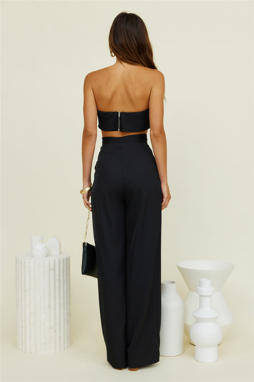 Solaris Crop Top Black