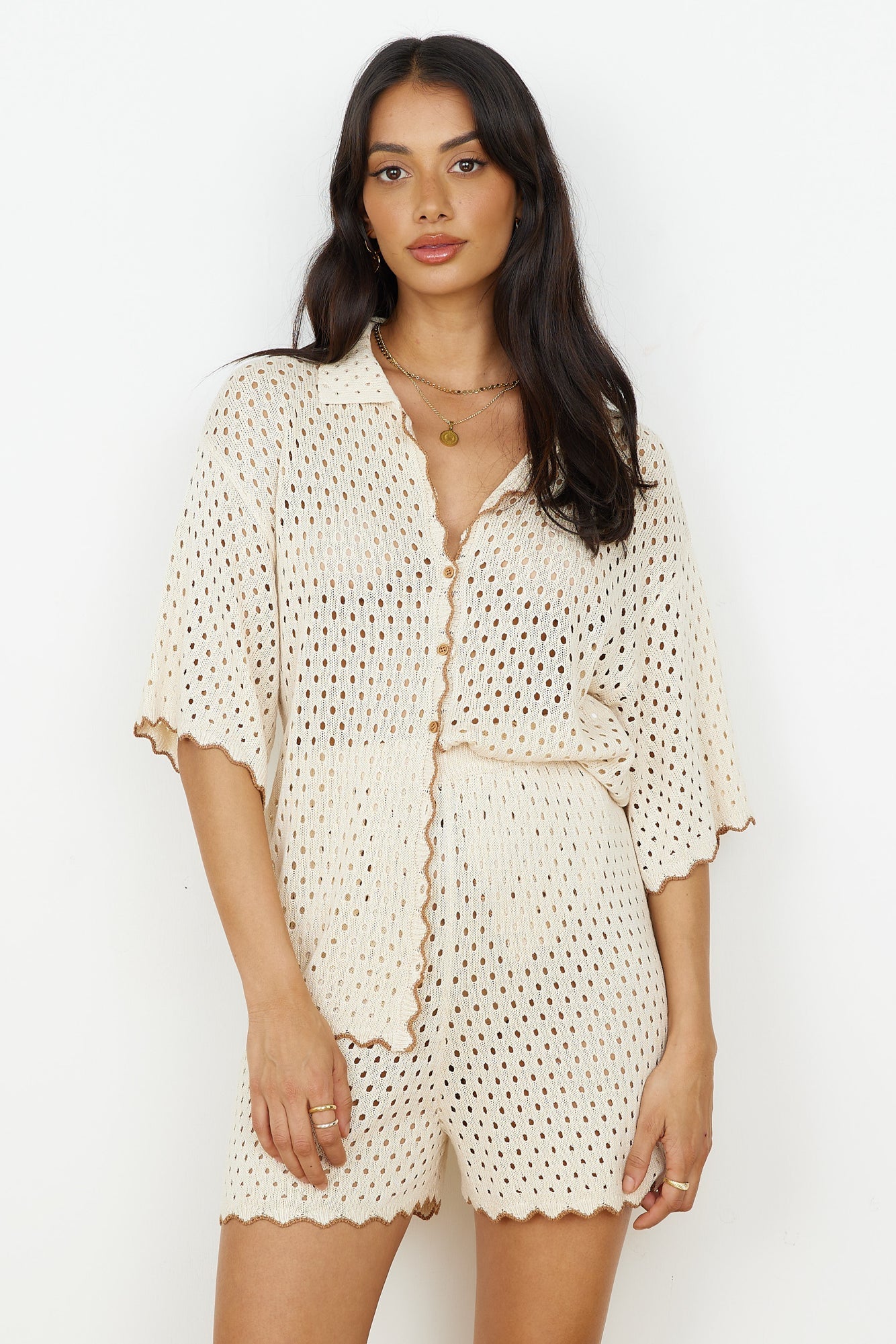 Slow Down Time Shorts Beige