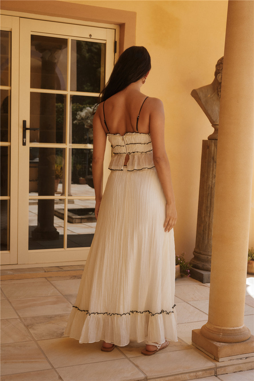 Delicate Dusk Set White