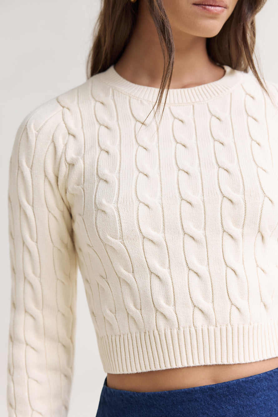 The Exclusive Cable Knit Sweater Cream