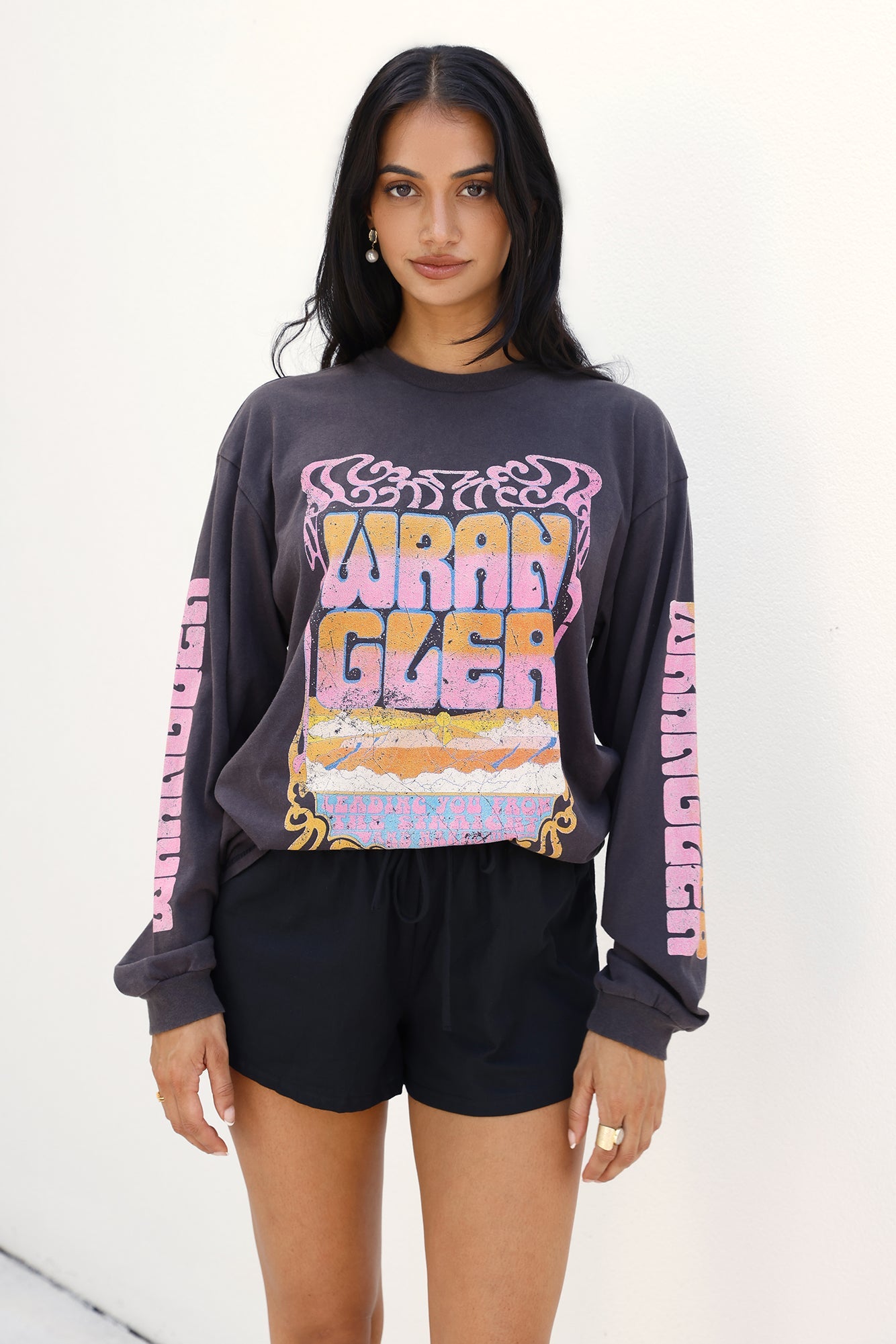 The Stacked L/S Tee Worn Black