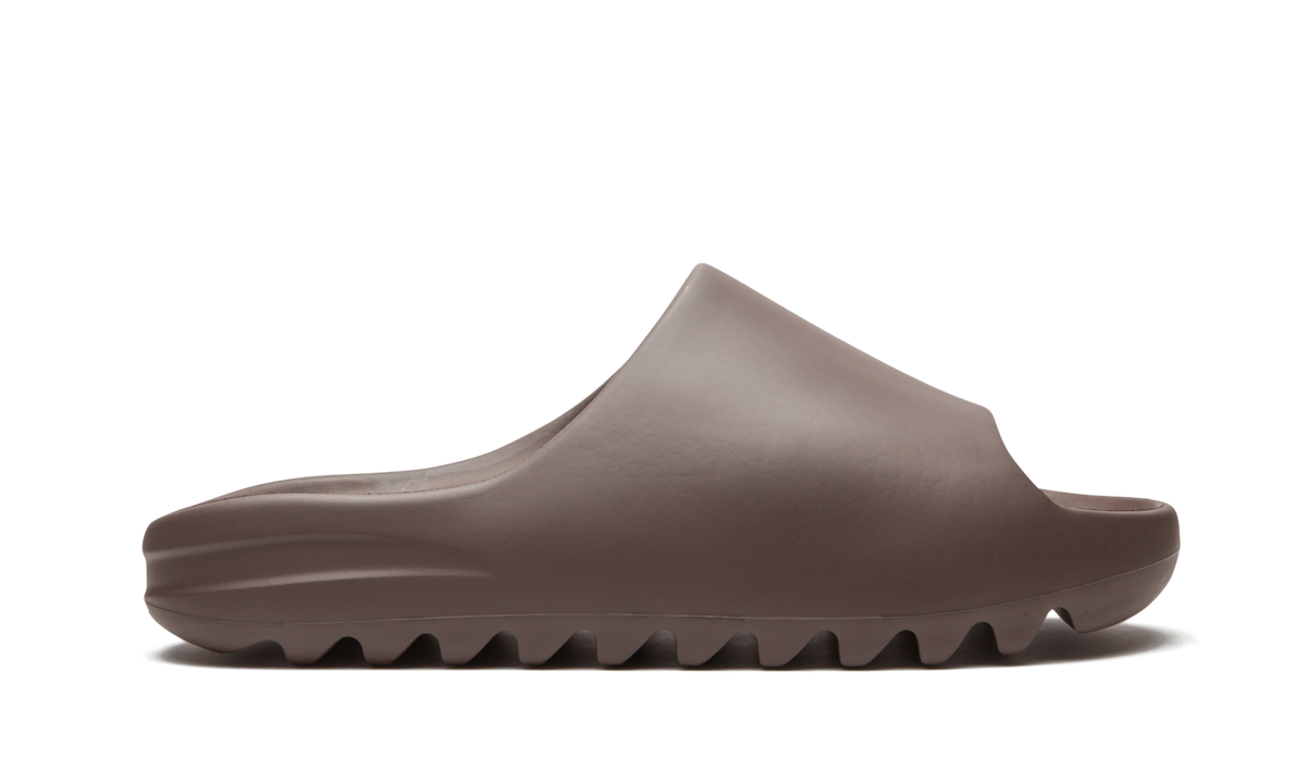 Yeezy Slide Soot G55495