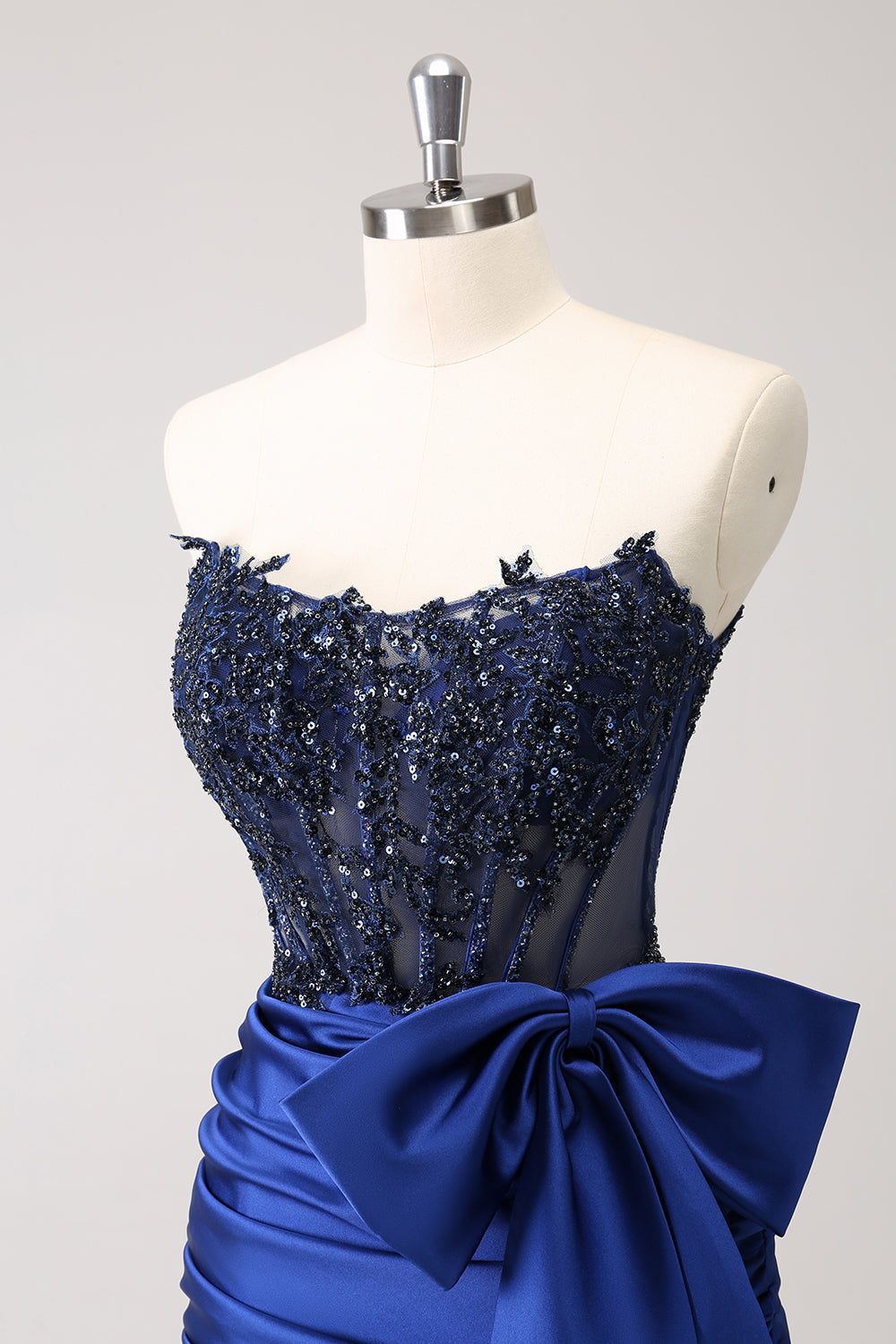Sparkly Peacock Strapless Beaded Appliques Tight Homecoming Dress