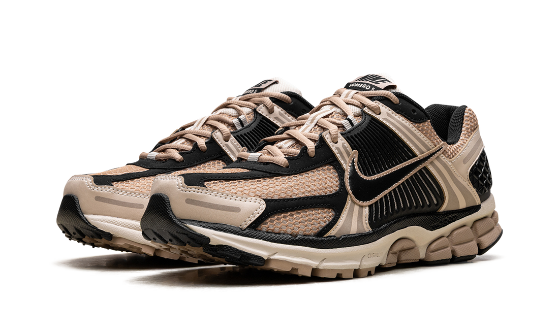Zoom Vomero 5 WMNS Sanddrift FJ2028 106