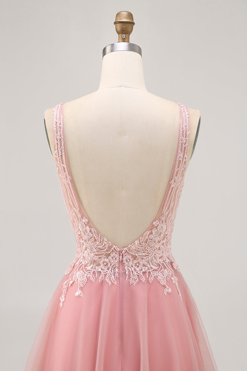 Sparkly Blush V-Neck Beaded Short Tulle Homecoming Dress