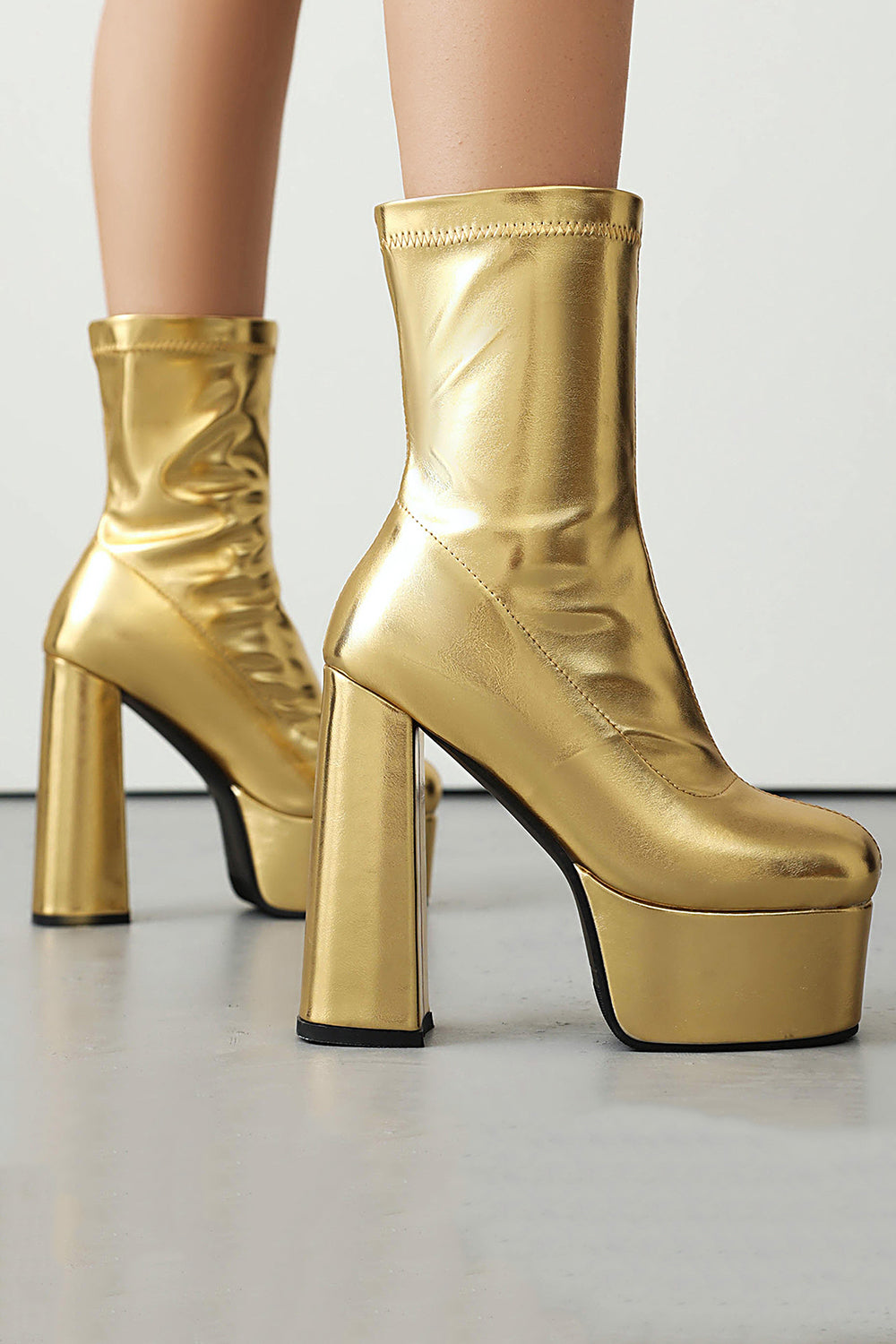 White Go Go Round Toe Chunky Platform Heeled Ankle Boots