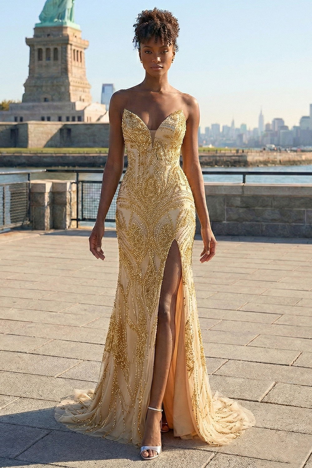 Sparkly Golden Mermaid Strapless Long Prom Dress with Beading