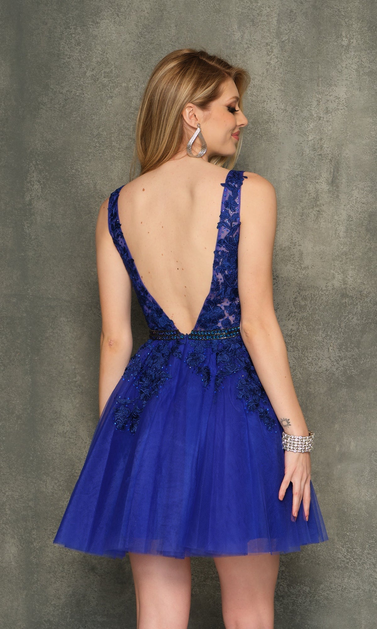 A-Line Short Homecoming Dress H341