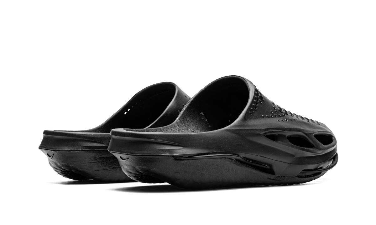 MMW 005 Slide Triple Black DH1258 002