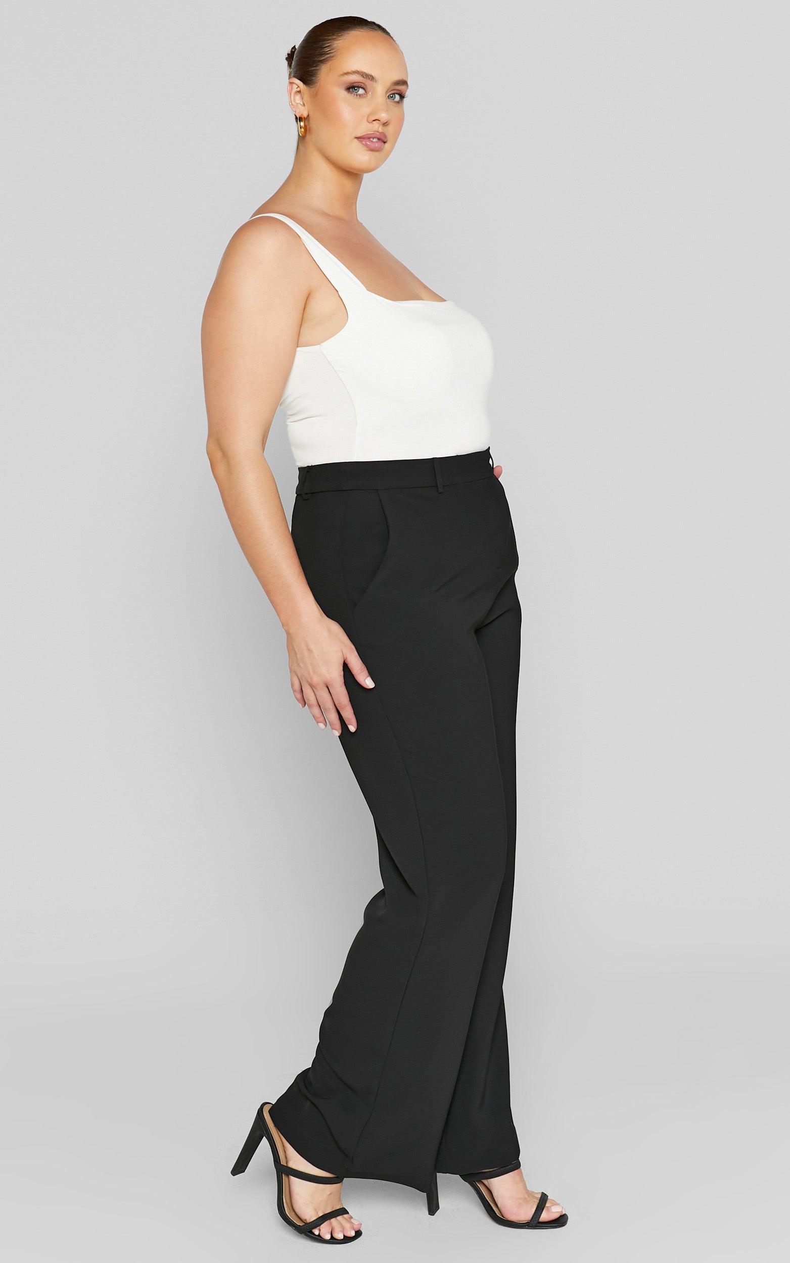 Bonnie Pants - High Waisted Tailored Wide Leg Pants in Black