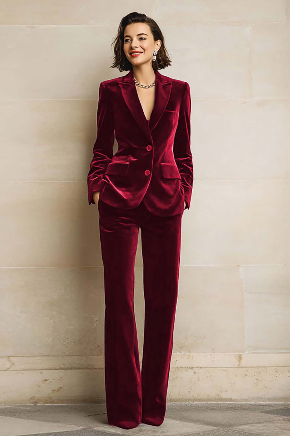 Plum Velvet Peak Lapel 2 Piece Prom Suits with Pockets
