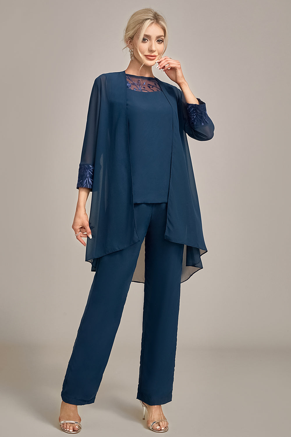 Plus Size Navy Long Sleeves 3 Pieces Mother of the Bride Pant Suits