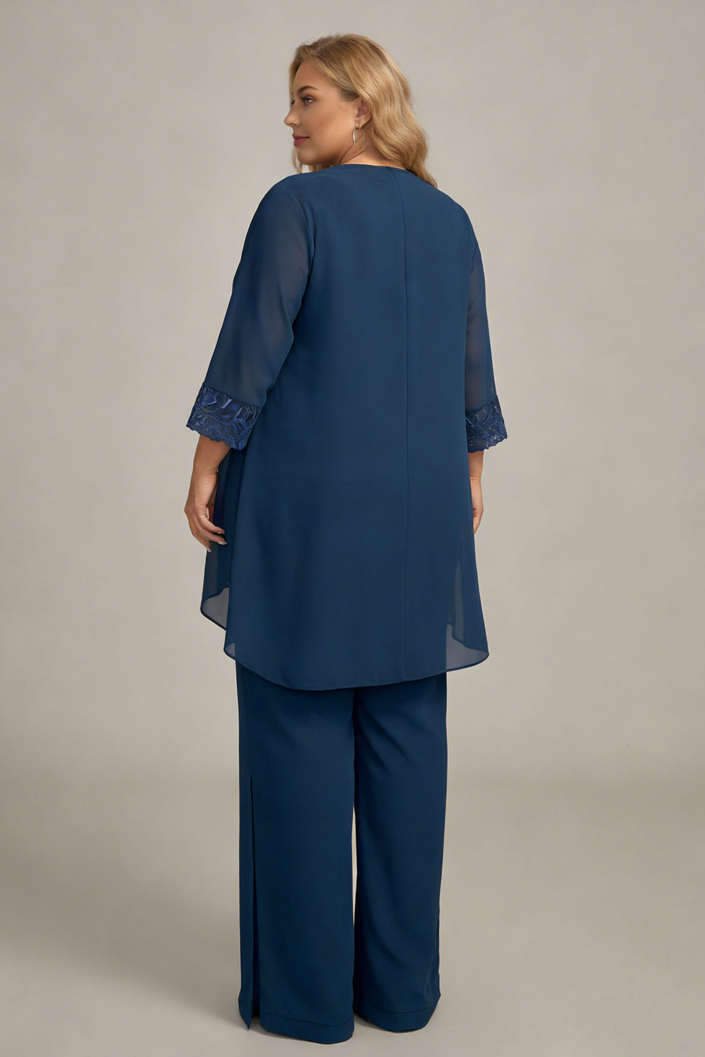 Plus Size Navy Long Sleeves 3 Pieces Mother of the Bride Pant Suits