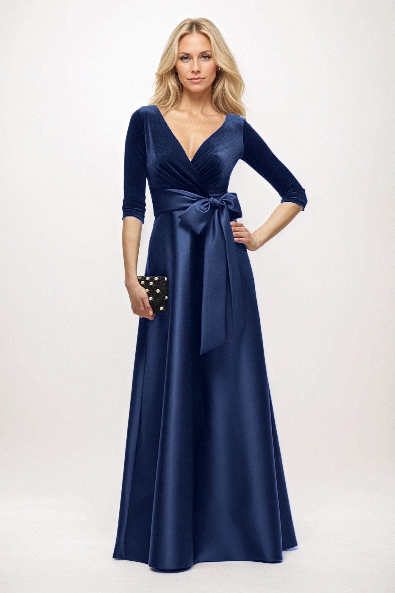 A-Line Maxi Velvet Satin Mother of the Bride Dresses CM0409