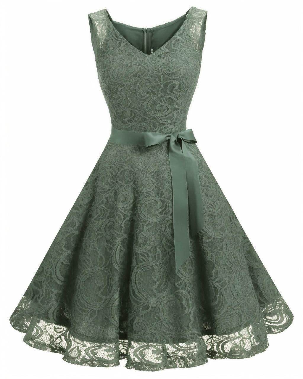 A-Line Knee Length Silk-Like Graduation Dresses CS0542