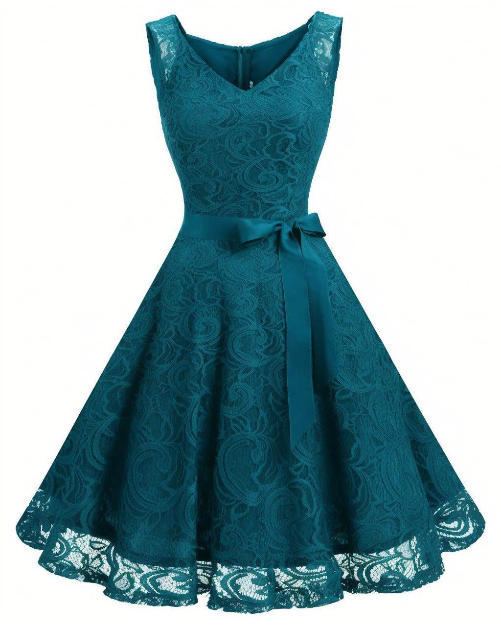 A-Line Knee Length Silk-Like Graduation Dresses CS0542