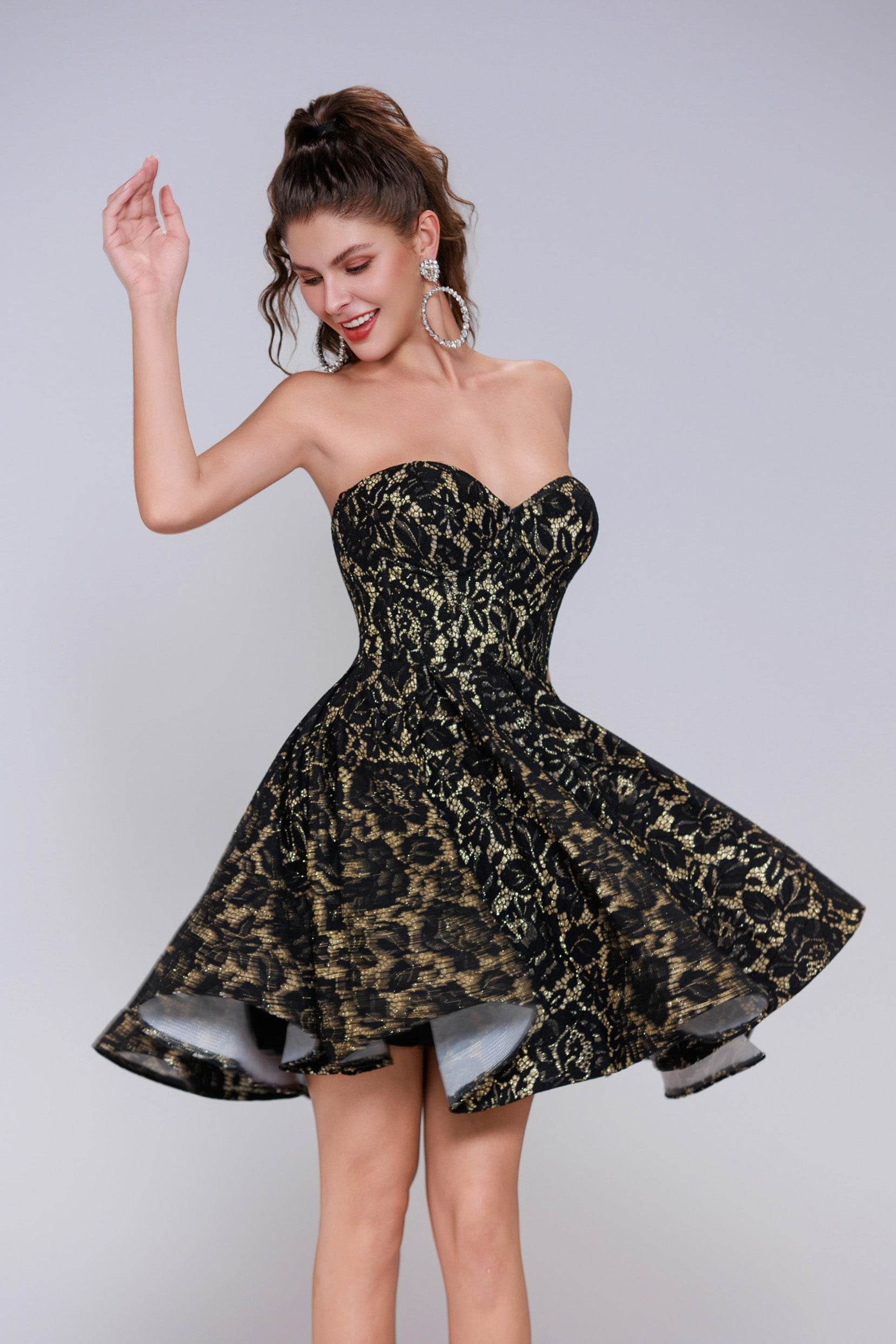 A-Line Mini Lace Homecoming Dress CS0947