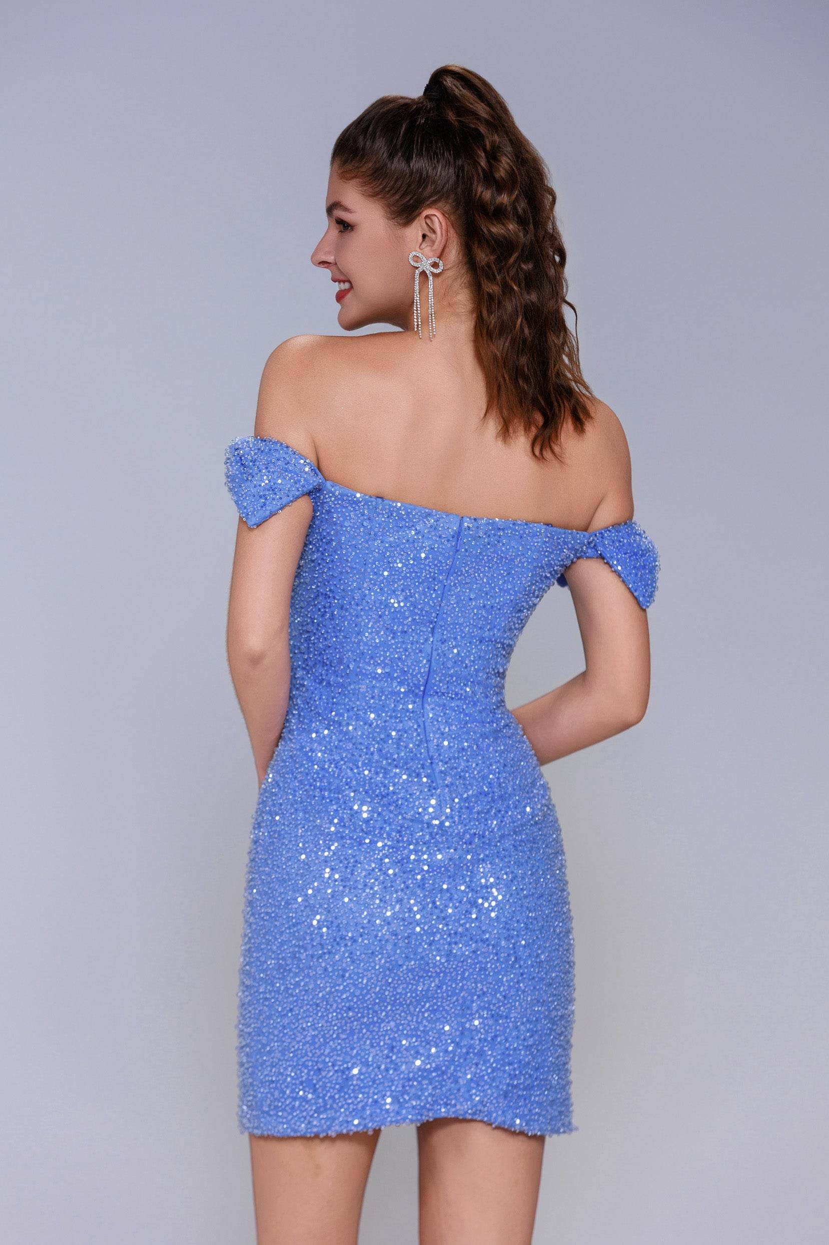 Sheath-Column Mini Sparkle Tulle Homecoming Dress CS1025