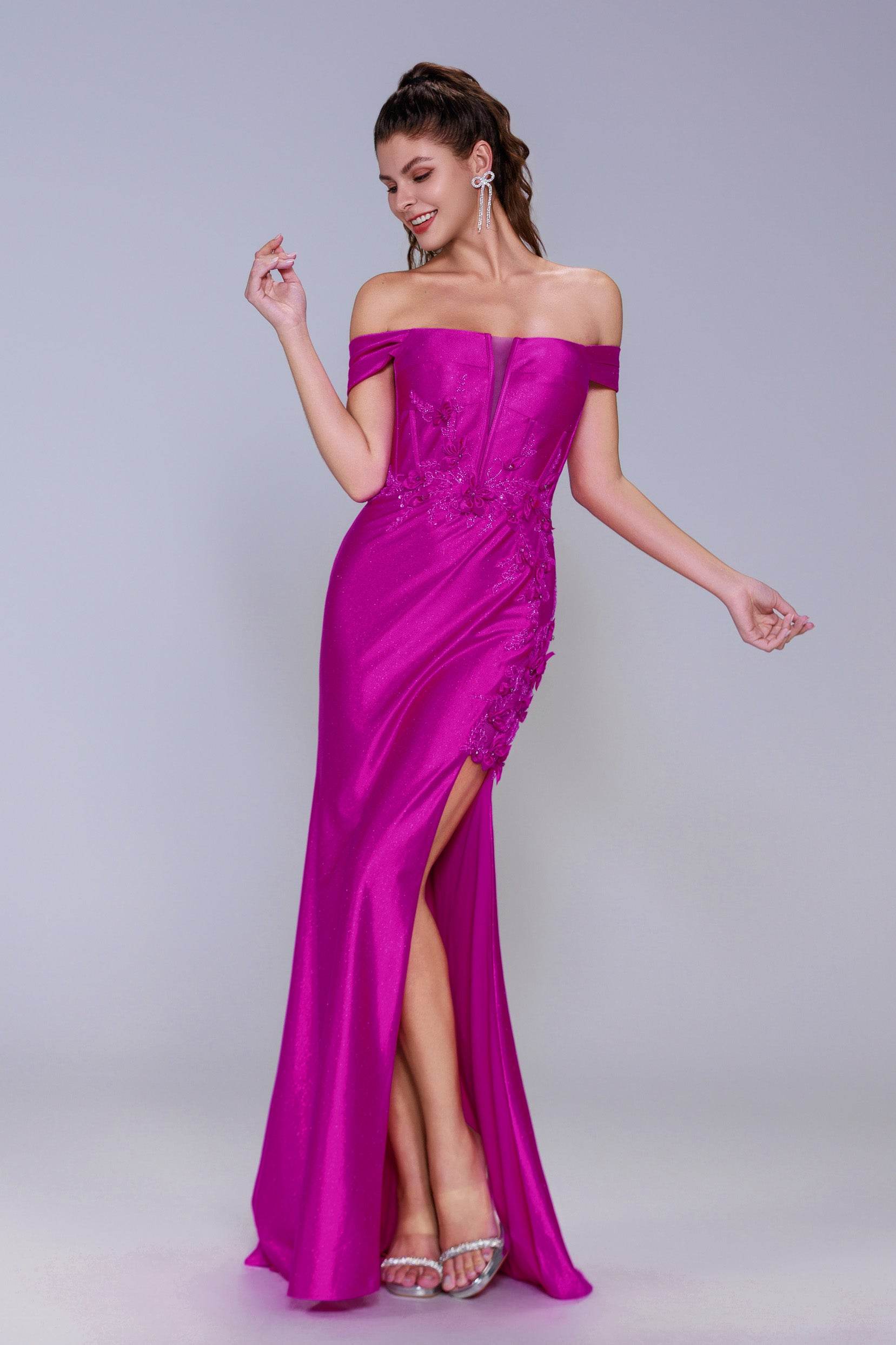 Sheath-Column Sweep-Brush Train Stretch Satin Prom Dress CS1050