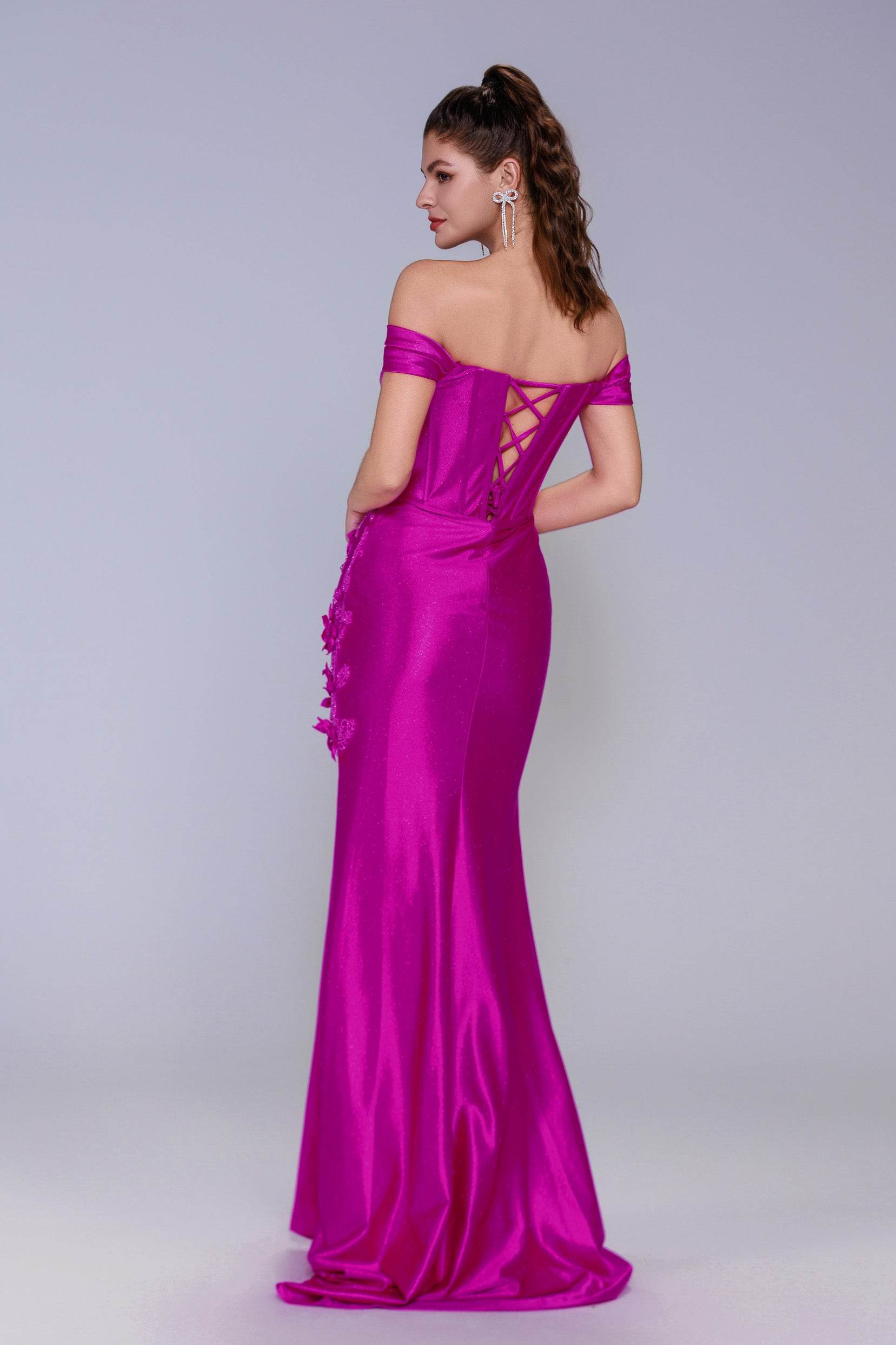 Sheath-Column Sweep-Brush Train Stretch Satin Prom Dress CS1050