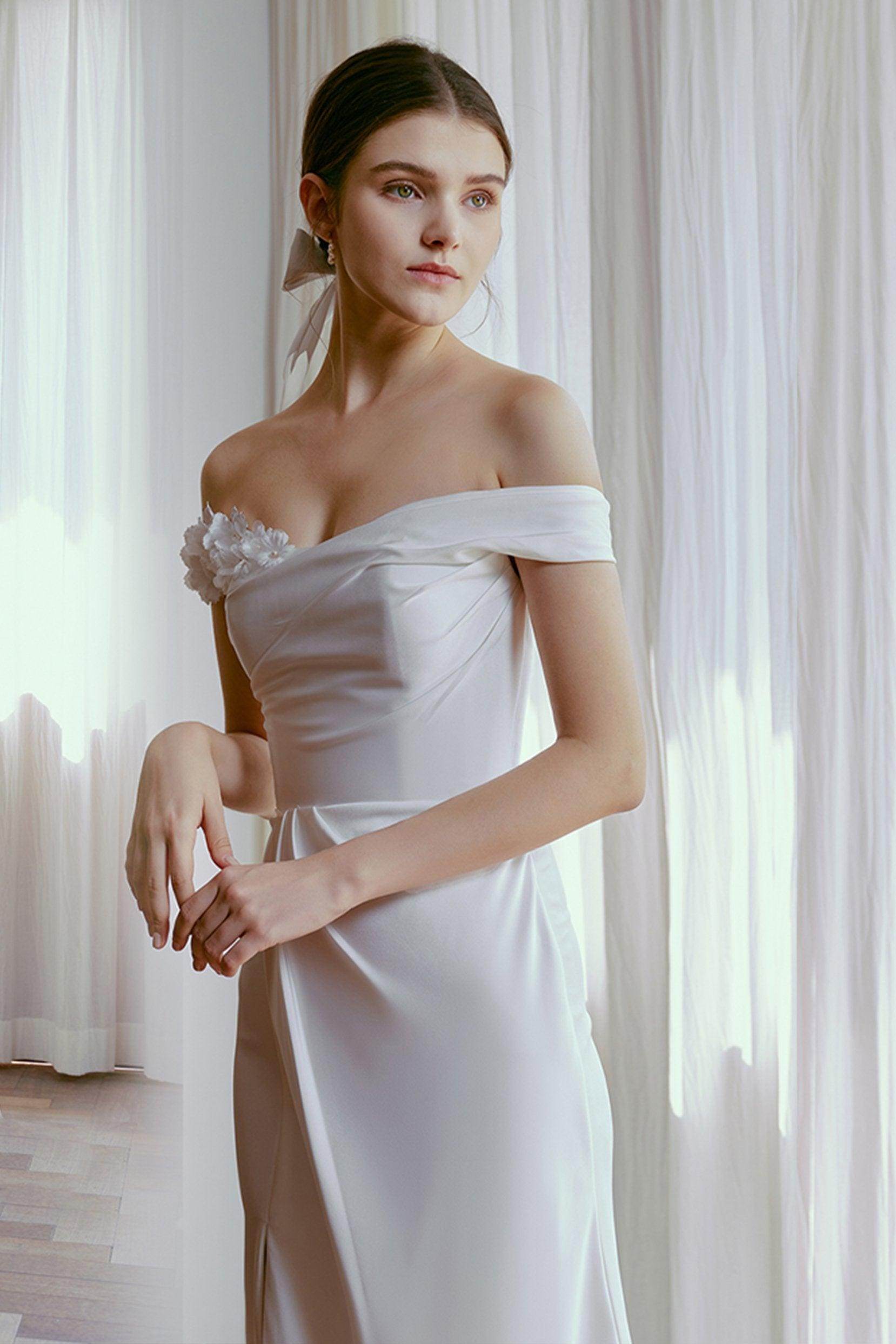 Sheath Sweep-Brush Train Elastic Cloth Wedding Dress CW2675